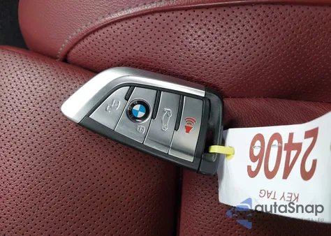 2022 BMW X6 xDrive40I z USA, uszkodzony, nr VIN 5UXCY6C05N9L64520